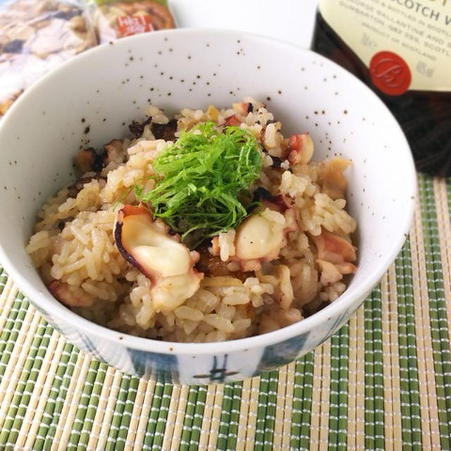 魚介の出汁と生姜が香る♪たこ飯