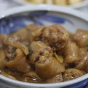 豚テールのとろとろ煮込み