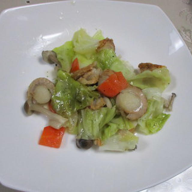 ホタテとキャベツの蒸し煮★★★