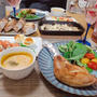 綺麗な壁になった部屋で「メリークリスマス♪」な晩ごはん