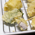 アジの大葉わさび天ぷら、とかのアツアツ串天ぷら。黒酢いなり切り干し。の晩ご飯。