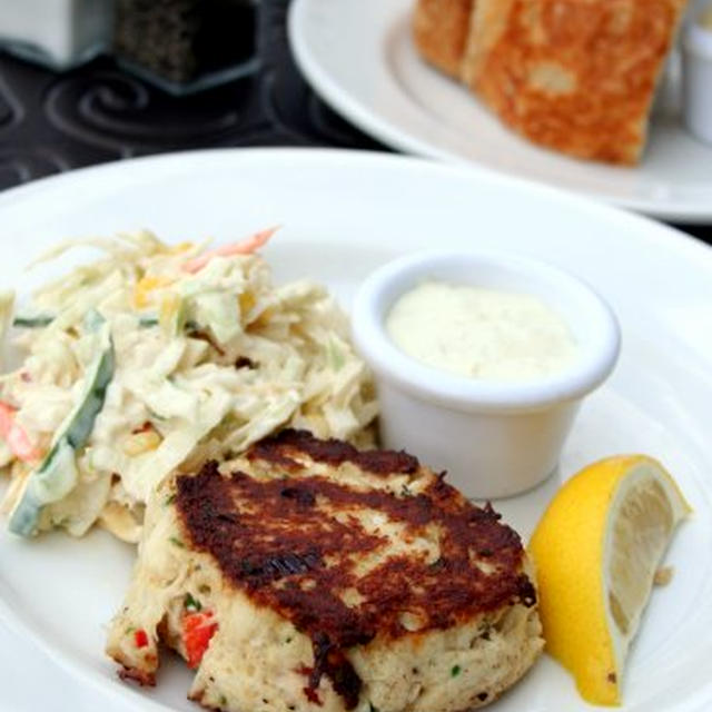 Lunch at McCormick & Schmick一億円のマンションとランチ