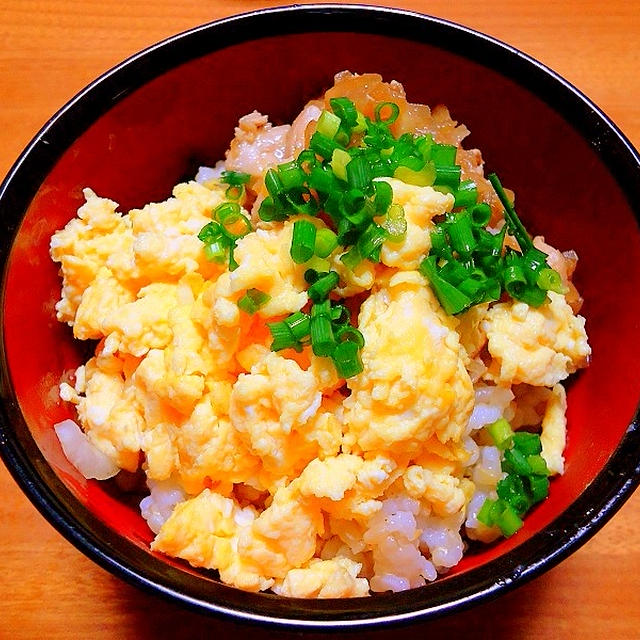 " 二色鶏すき丼 " 