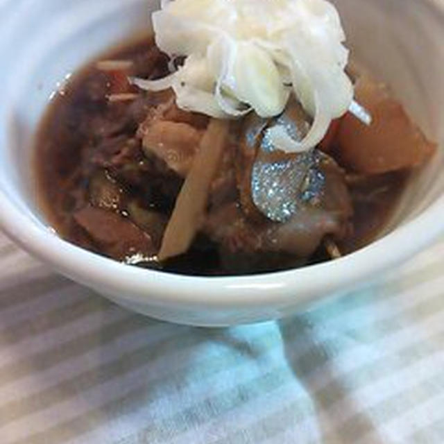 牛筋肉の味噌煮込み