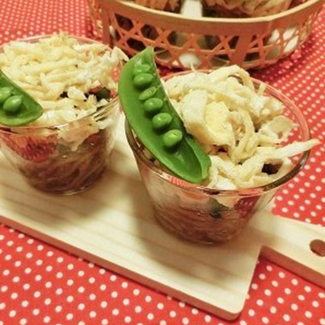 お花見に☆焼きそばカップ弁当