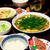 わさび丼→だし茶漬け、えのきと春菊の卵とじなど／私の足の裏ｗ