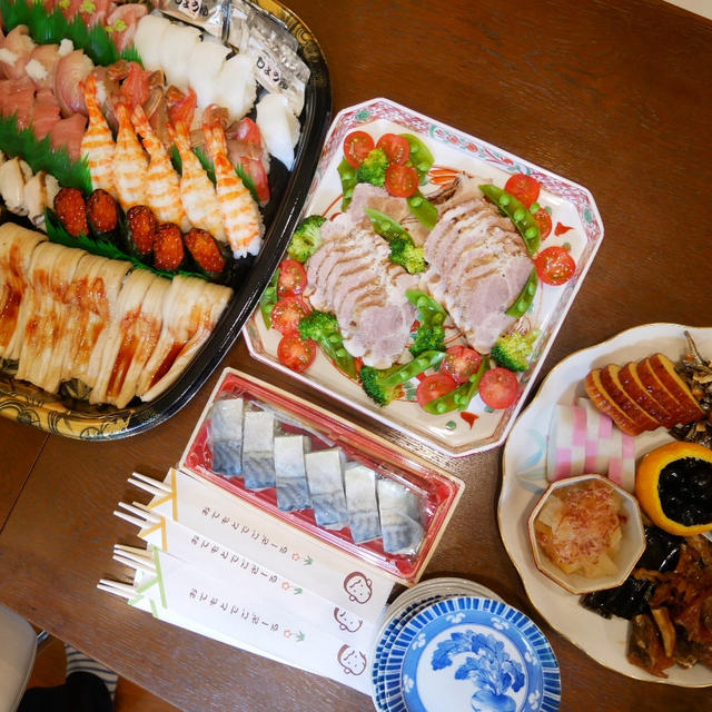 元日の夜の食卓