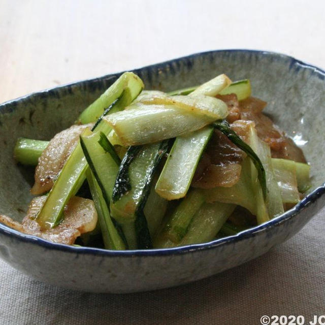 小松菜と豚バラ肉のオイマヨ炒め