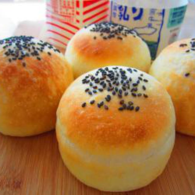 牛乳ﾊﾟｯｸｾﾙｸﾙﾊﾞﾝｽﾞでﾌｨｯｼｭﾊﾞｰｶﾞｰ♪ぐるぐるまきまきﾁｮｺﾊﾟﾝ