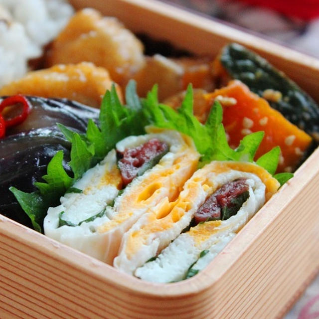 簡単すぎる卵のおかず「両面目玉焼きの梅しそ味」のお弁当　お弁当レッスン連載