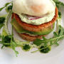 Avocado Sandwich with Poached Eggアボカドサンドイッチのポーチドエッグのせ