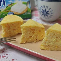 レンジで6分♪　甘味料不使用☆　オレンジとクリチのおから蒸しパン