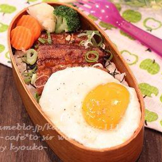 カフェ弁当★さんまのかば焼き弁当