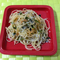 しらすとわかめのペペロンチーノ