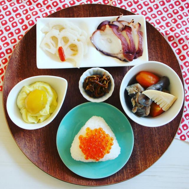 あけましておめでとうございます＊ワンプレートおせち＊ふたりぼっちのお正月