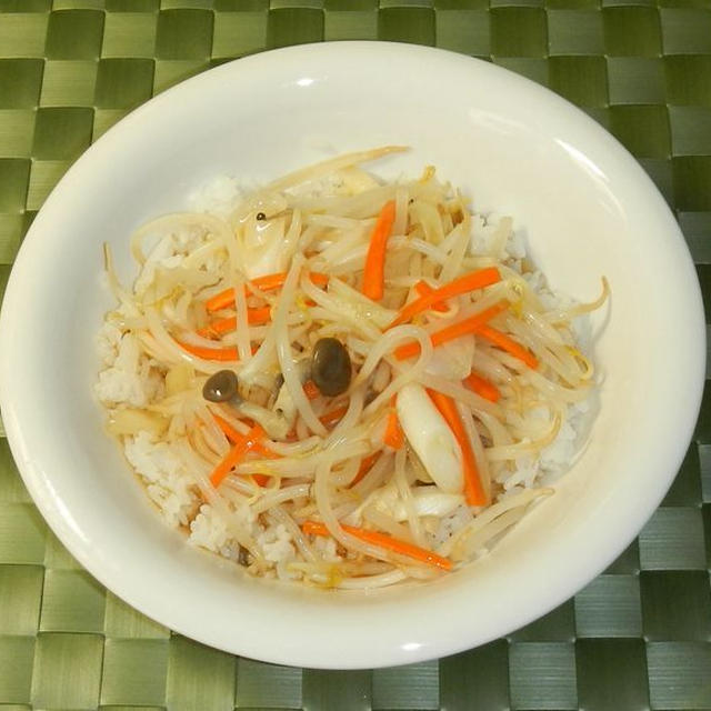 もやしのあんかけ丼