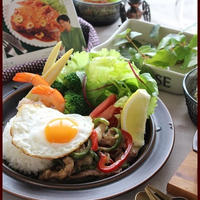 エスニック風！豚肉のバジル炒めライス【フーディストアワード２０１９】