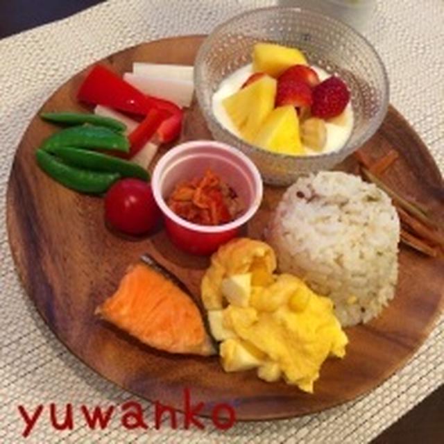 フルーツヨーグルト。