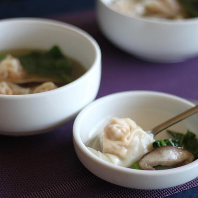 韓国餃子のスープ（マンドゥクッ）