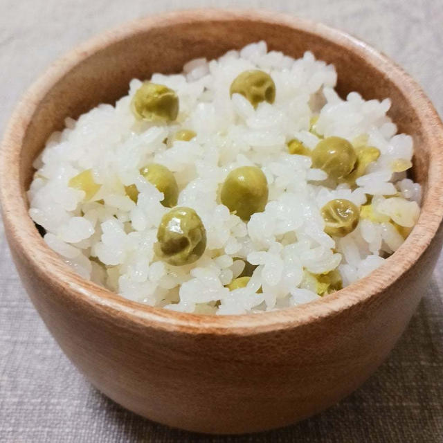グリンピースご飯