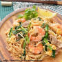 海老とニラと豚肉と！冬にうれしい最強トリオで、タイ風焼きそば「パッタイ」　＋「ピンポン」に敏感！