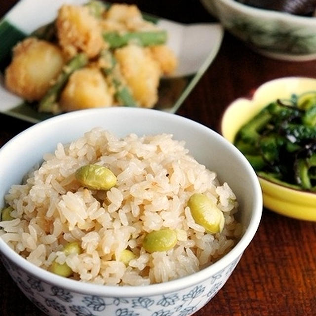 夏ご飯♪　枝豆と桜海老の炊き込みご飯