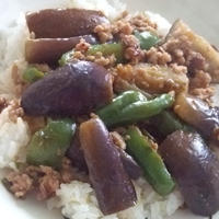 柚子こしょう風味の麻婆茄子丼