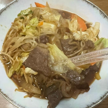 牛肉のショートリブを使って野菜炒めを作ってみた！