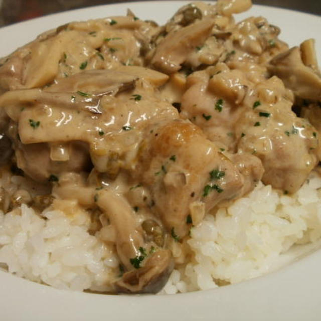 鶏モモ肉とキノコのフリカッセどんぶり・ちょっとあっさり系