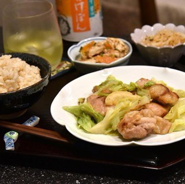 鶏ももと春キャベのバタポン
