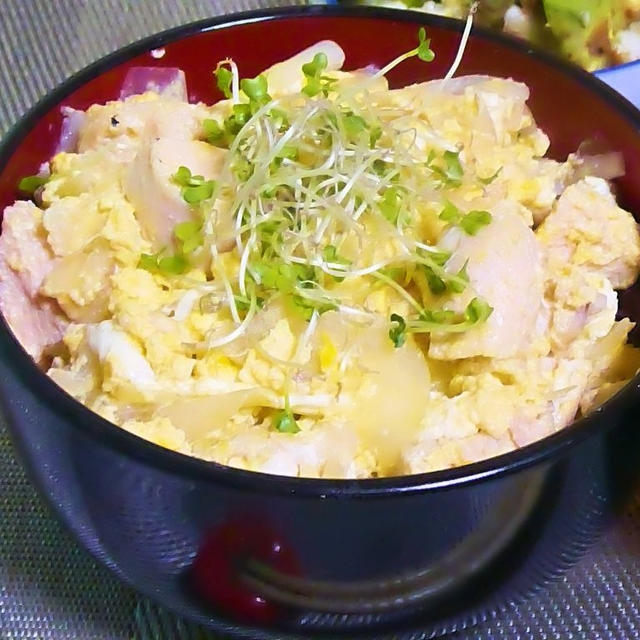 オイスターソースのスタミナ親子丼｜レシピ・作り方
