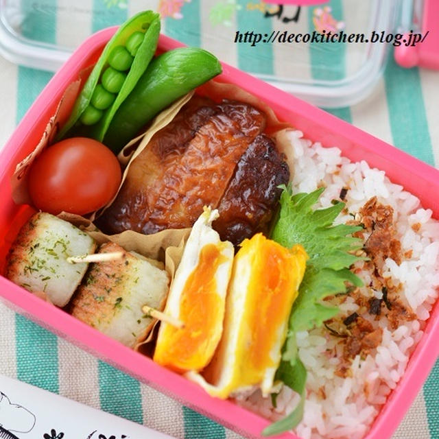 「鶏肉のオイスター漬け焼き弁当」（←5日間の中で一番へぼい）と、母の日と。