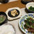 レバニラ、山芋のバター醤油炒め、三つ葉とほうれん草の柚子胡椒ポン酢和え、茄子としめじのお味噌汁