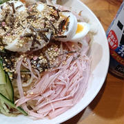 やさぐれて酒を飲む…最近の悩みは娘たちとお義父さん…