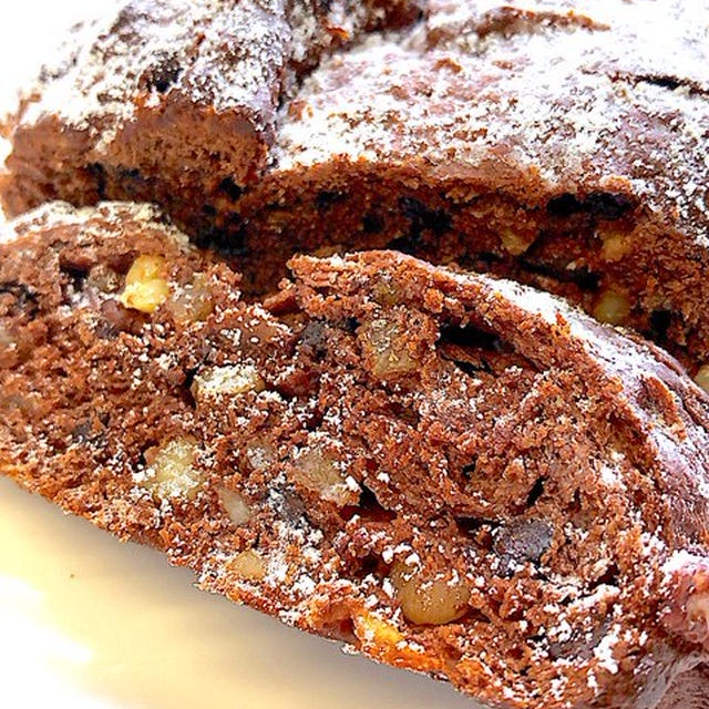 Christmasを楽しめる！今年のチョコ、抹茶、プレーンシュトーレンを3種類ご用意いたしました