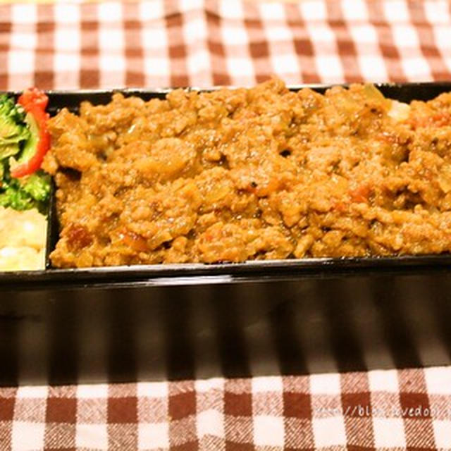 キーマカレー丼弁当