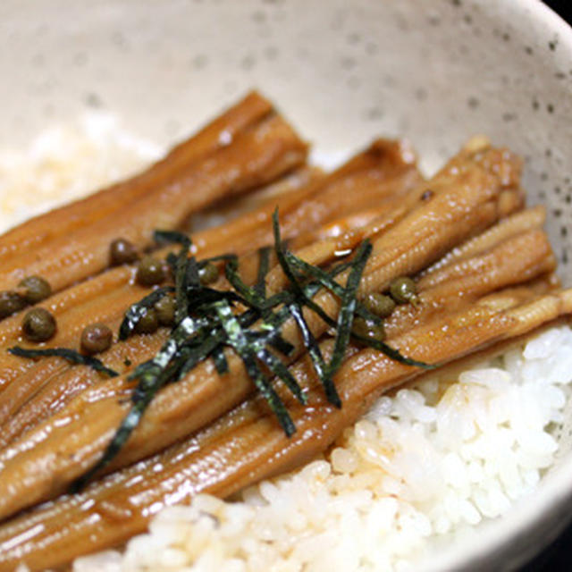 煮あなご丼とかに汁