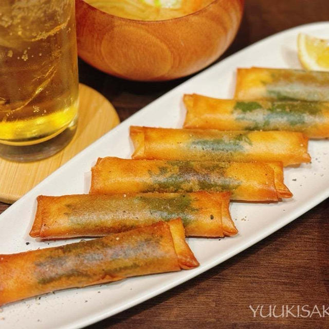 パリパリ食感と 濃厚チーズがたまらない！おつまみ春巻きと、野菜のやみつきおつまみ！