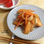 揚げ焼きで簡単♪野菜も美味しぃ♡鮭の南蛮漬け