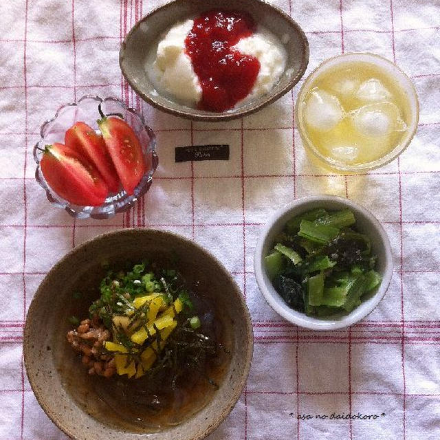 小松菜とわかめの明太和えの朝ごはん