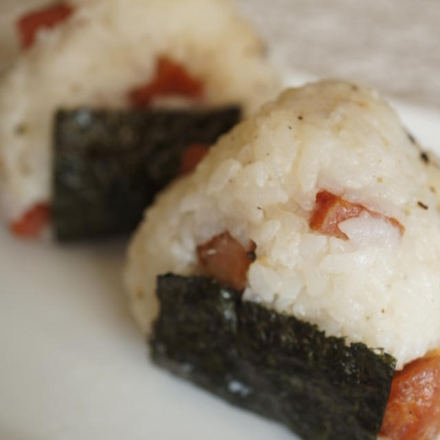 ころころスパムむすび