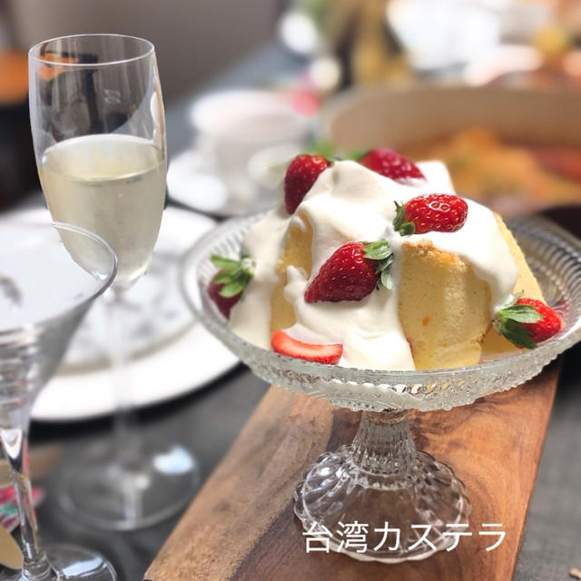 11月のお料理レッスン、台湾カステラで気軽に苺のクリスマスケーキ