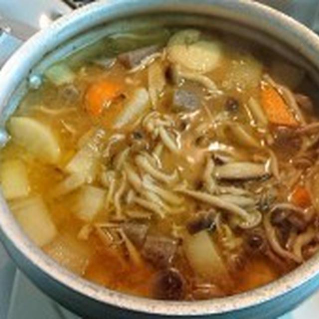 大鍋で作る「豚汁」