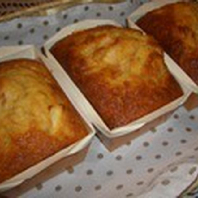 りんごのパウンドケーキ