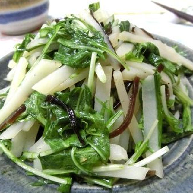シャキャキ美味しい♪　水菜とじゃがいもの塩昆布ペッパー炒め
