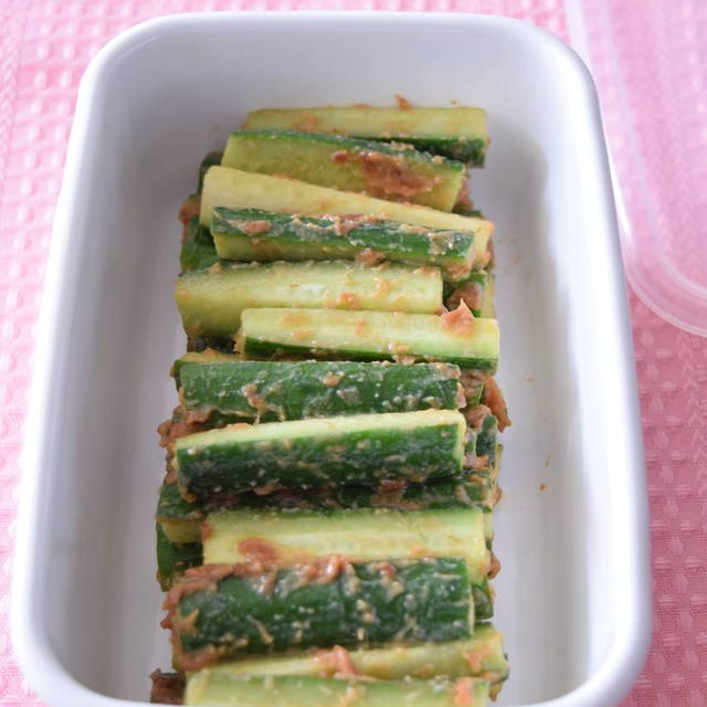 きゅうりのおかか梅味噌あえ　３０分後が食べ頃！