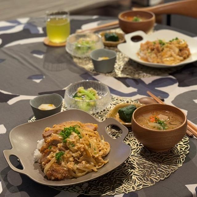 おかゆ、うどん、鍋→一足飛びにカツ煮丼の夜ごはん