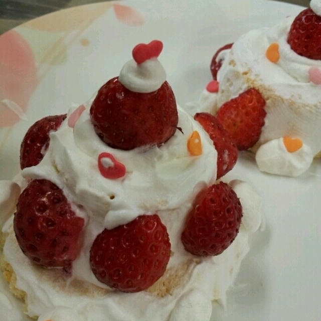 ままごとキッズ イチゴのケーキ