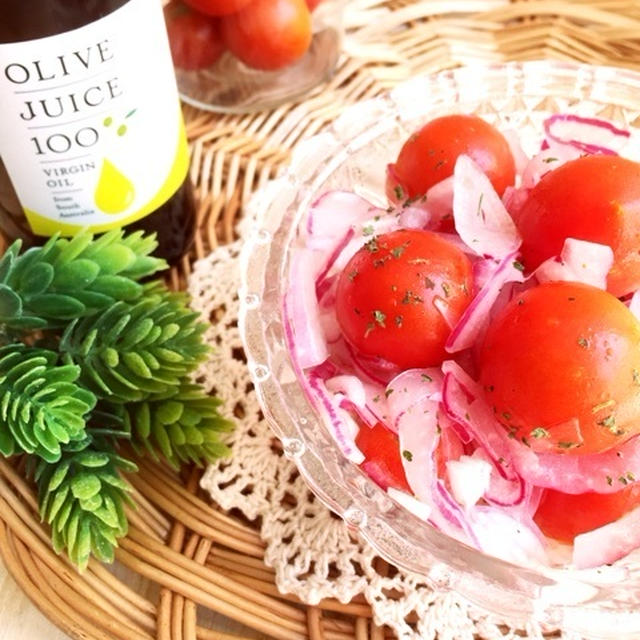 トマトと紫玉ねぎのマリネ♪ バロックス・オリーブジュース100バージンオイル