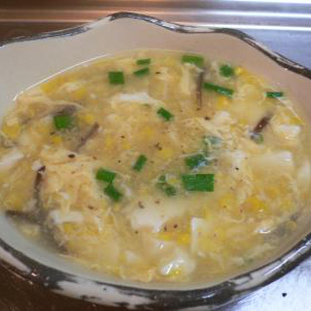 お豆腐入り中華風コーンスープ